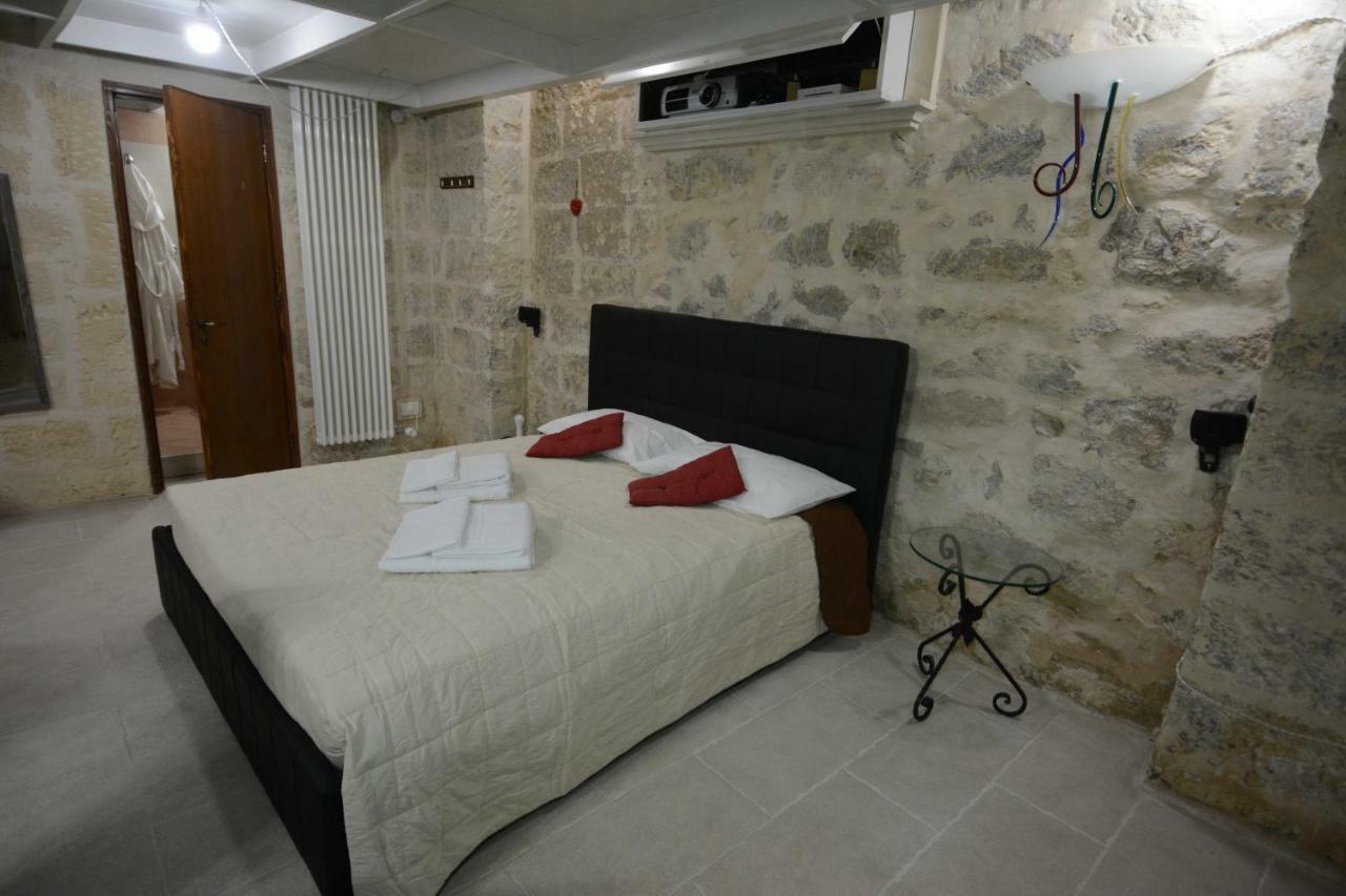 B&B Domus Gaia Lecce Exterior foto