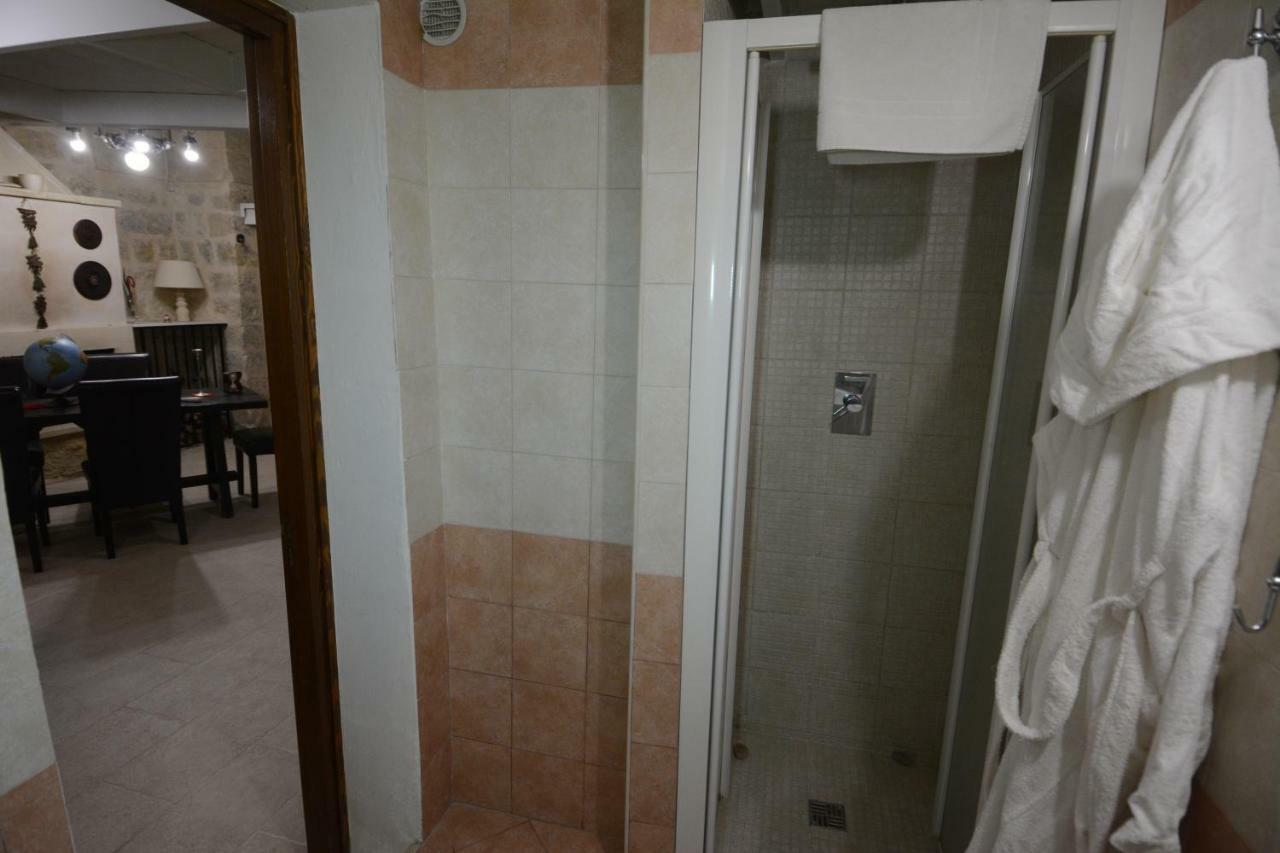 B&B Domus Gaia Lecce Exterior foto
